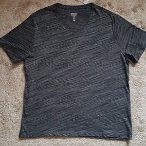 Gap V Neck T-shirt
